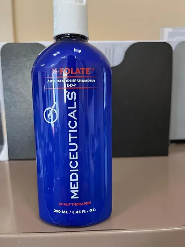 Vista 2 de Mediceuticals X-Folate Shampoo Champú Anticaspa para Mujeres y Hombres – Control Persistente de la Caspa – Para la acumulación de cuero cabelludo