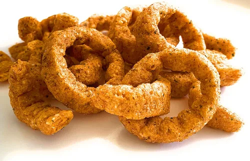Vista 4 de Trader Joe's - Anillos con sabor a crema agria y cebolla, aperitivos de lentejas y arroz, sin gluten, 2.5 onzas (2.50 oz)