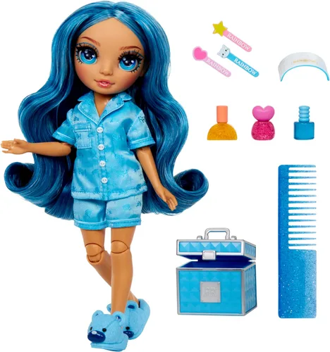 Vista 2 de Rainbow High Jr High PJ Party - Skyler, Muñeca de moda posable azul de 9" con enterizo suave, pantuflas, accesorios de juego divertidos, gran