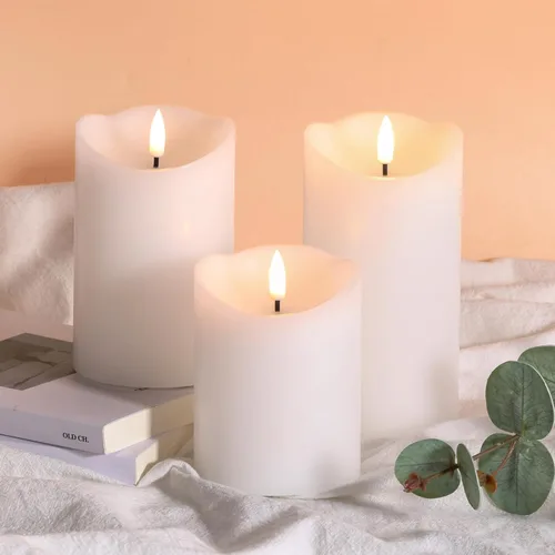 Vista 4 de Eywamage Velas de Pilar Blancas Sin Llama con Control Remoto, Velas de Cera LED Realistas Parpadeantes Alimentadas por Batería, Φ 3" H 4" 5" 6
