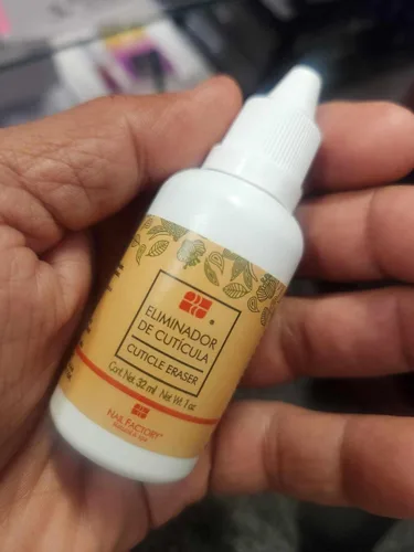 Vista 4 de Removedor de cutículas líquido 1.1 fl oz para hacer manicura y pedicura