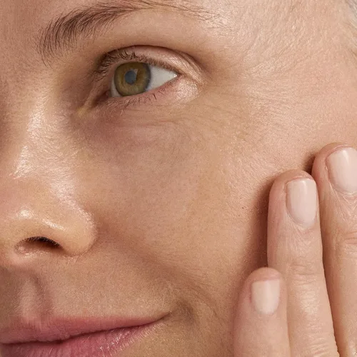 Vista 9 de Dermalogica Skinperfect Primer SPF30, imprimación de maquillaje antienvejecimiento con protector solar de amplio espectro, ilumina y prepara