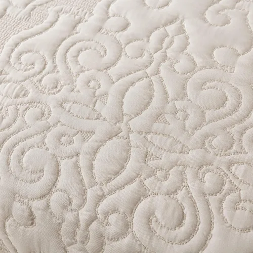 Vista 5 de NEWLAKE - Juego de cubrecama reversible de microfibra bordada con patrón floral en relieve en jacquard beige, tamaño queen
