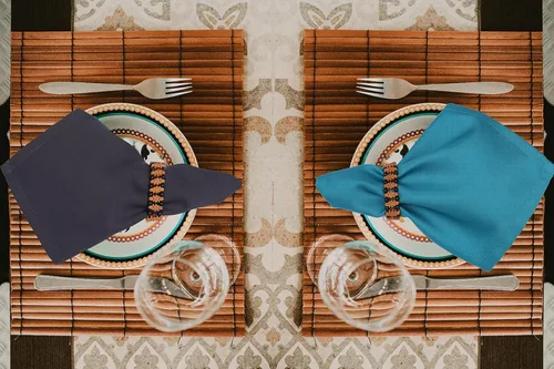 Vista 3 de Ruvanti Juego de 12 servilletas de tela, 18 x 18 pulgadas, lavables, suaves, duraderas, absorbentes, de mezcla de algodón, para hotel, almuerzo