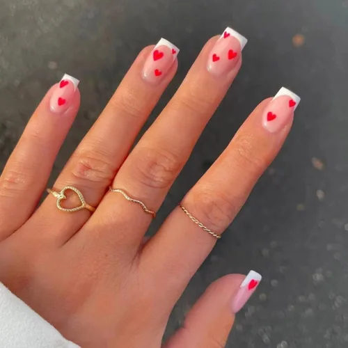 Vista 9 de Uñas postizas cuadradas cortas a presión para el día de San Valentín, uñas blancas francesas con pegamento, uñas postizas con diseño de corazón