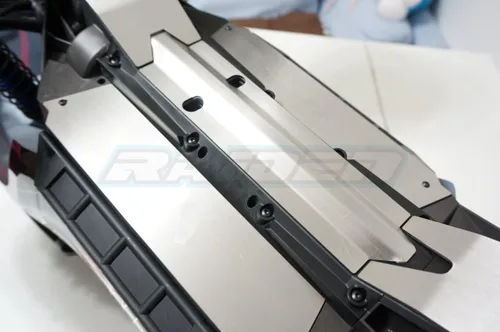 Vista 2 de Armadura de chasis de acero inoxidable placa deslizante delantera y trasera 5 piezas versión hueca para Traxxas X-Maxx XMAXX 6S 8S