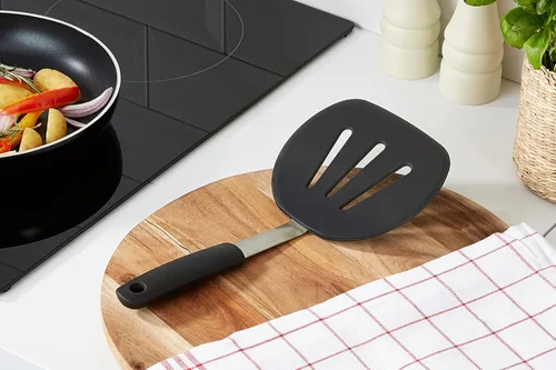 Vista 3 de OXO Good Grips espátula/espumadera de panqueque de nailon flexible, ninguno , Negro