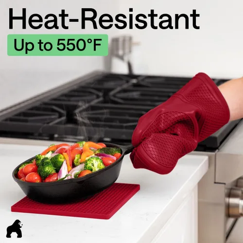 Vista 4 de GORILLA GRIP Juego de 4 manoplas de horno de silicona suave sin BPA y soportes para ollas, resistentes al calor, forro de algodón grueso, agarre