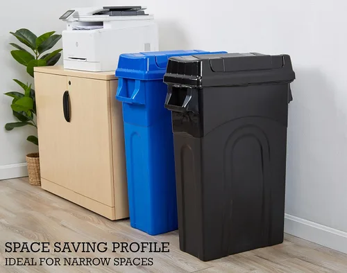 Vista 3 de United Solutions Highboy Contenedor de basura con tapa oscilante, 23 galones, perfil delgado que ahorra espacio y extracción simple de la bolsa