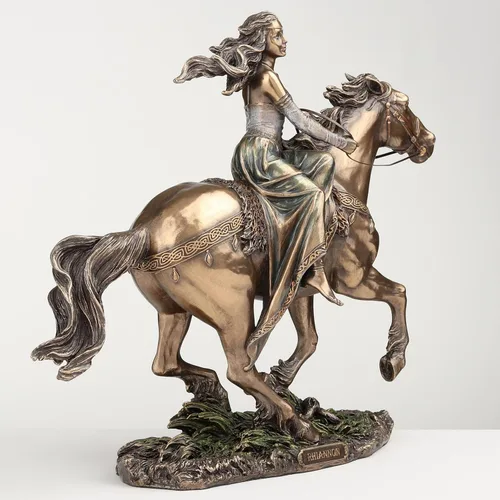 Vista 4 de Veronese Design 9 1/4 pulgadas Rhiannon Epona Diosa celta en caballo resina fundida en frío bronce acabado estatua