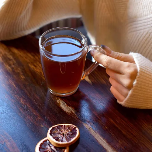 Vista 9 de Bormioli Rocco Icon 10.5 oz Glass Coffee Mugs, Set of 4 – 4.2" Tempered Glass Cups with Handle for Latte, Tea & Cappuccino – Clear Drinkware Heat