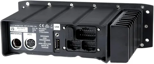 Vista 4 de Fusion MS-RA70 Estéreo con 4x50W AM/FM/Bluetooth 2-Zone USB Control inalámbrico para Fusion Link App