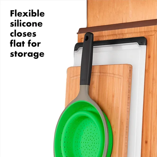Vista 5 de OXO Good Grips Colador de silicona plegable, 2Qt, verde