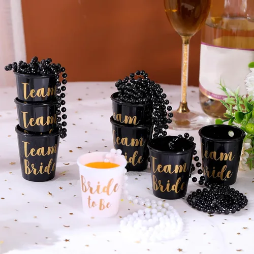 Vista 4 de Boao 8 Piezas Collar de Vaso de Chupito para Novia, Collar de Vaso de Chupito para Despedida de Soltera con Lámina Dorada para Decoraciones de Boda