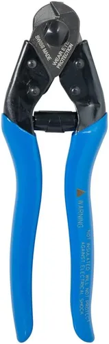 Vista 2 de Klein Tools 63016 Cortador de cables, tijeras de cable resistentes cortan ACSR, acero y la mayoría de cables endurecidos, con práctico bloqueo