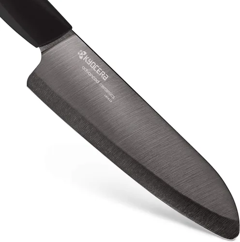 Vista 2 de Juego de cuchillos de cerámica de 4 piezas de Kyocera Revolution: cuchillo de chef para tus necesidades de cocina, incluye cuchillo Santoku de chef