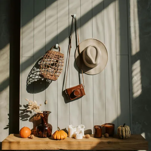 Vista 4 de Ganchos de pared de madera, paquete de 6 Perchas modernas y decorativas de madera blanca montadas en la pared Ganchos para colgar en la parte