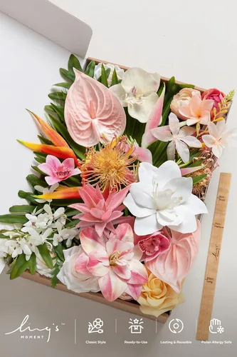 Vista 6 de Ling's moment Caja de flores falsas, tallos de vegetación artificiales artificiales, rosas de espuma, anturios, orquídea de seda, hoja de palmera