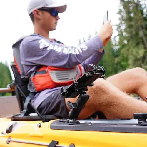 Vista 2 de RAM Mounts RAM-B-201U Brazo de doble zócalo (mediano) compatible con componentes de bola RAM B Tamaño 1