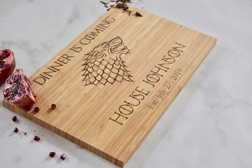 Vista 2 de Dinner Is Coming - GOT - Custom Engraved Cutting Board - Personalized - Wedding - Engagement - Gift - Anniversary