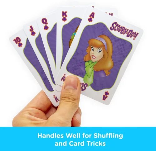 Vista 4 de AQUARIUS Scooby Doo - Baraja de cartas con temática de Scooby Doo para tus juegos de cartas favoritos, mercancía oficial de Scooby Doo y regalo