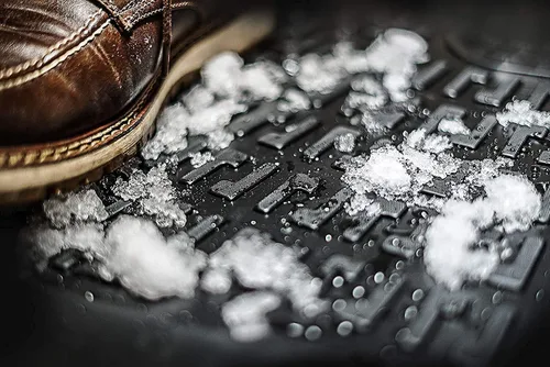 Vista 8 de Croc Liner Alfombrillas delanteras y traseras para todo tipo de clima, ajuste personalizado, compatible con Honda HRV / 2023-2024