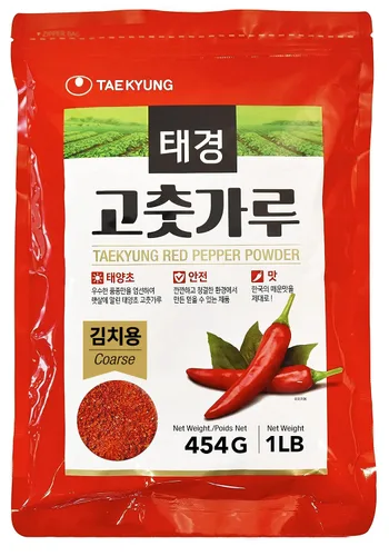 NONGSHIM TAEKYUNG Chili en polvo coreano, copos de chile Gochugaru. Polvo de kimchi (escamas, 1 libra) – 100% copos de pimiento rojo para comida