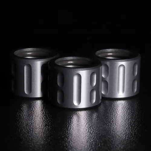 Vista 3 de NDZ Performance Protector de rosca de cañón 1/2x28 en aluminio anodizado y Cerakote o acero inoxidable PVD con junta tórica – Fabricado en EE. UU.