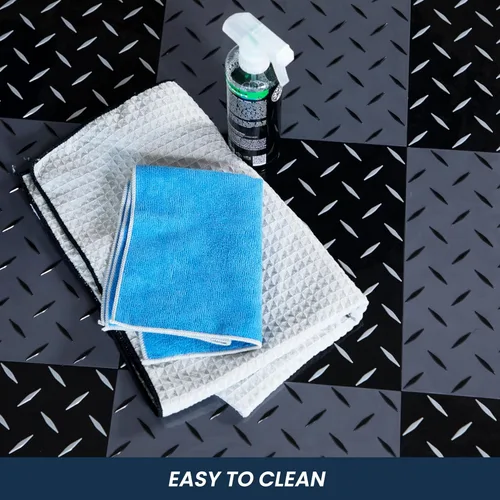 Vista 5 de Baldosas de piso entrelazadas Nitro Pro de 5/8" de grosor de FlooringInc, baldosas de piso de garaje para un garaje, taller, cobertizo o remolque