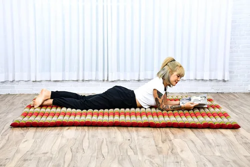 Vista 573 de Leewadee colchón tailandés enrollable para cama de invitados, tapete de yoga, para masaje tailandés, ecológico, orgánico y natural.