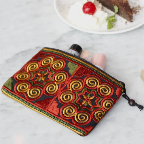 Vista 8 de Sabai Jai - Monedero hecho a mano - Pequeño bolso bordado Boho