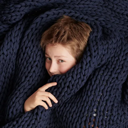 Bearaby - Manta ponderada para niños tejida a mano - Manta de punto grueso - Sostenible, transpirable y calmante - Lavable a máquina para fácil Azul