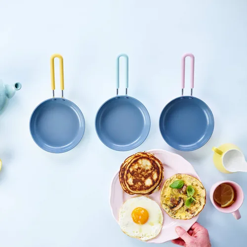 Vista 6 de GreenPan Mini Sartén Antiadherente de Cerámica Saludable, Sartén Redonda para Huevos de 5", Libre de PFAS, Apta para Lavavajillas, Mango que se