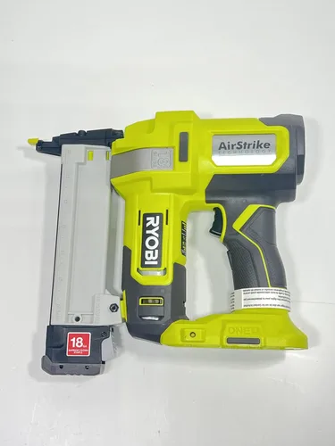 Vista 8 de RYOBI ONE+ Engrapadora inalámbrica AirStrike de calibre 18 de corona estrecha P361 Verde