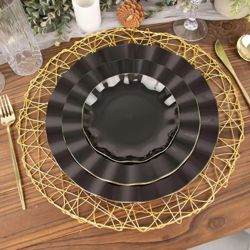 Vista 2 de Efavormart 10 Pack Platos redondos de plástico negro de 6" para postre y ensalada, platos desechables para aperitivos con borde ondulado dorado