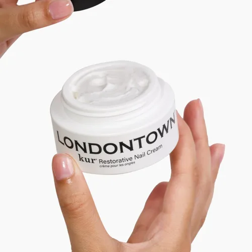Vista 2 de LONDONTOWN kur Crema restauradora de uñas, 1 onza líquida (paquete de 1)