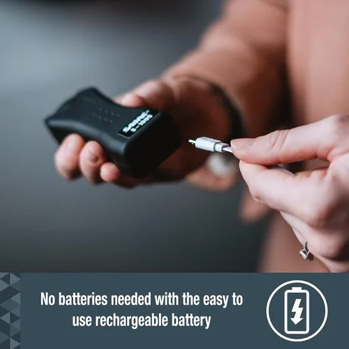 Vista 8 de SABRE Kit de defensa personal en aerosol de pimienta, 25 ráfagas, rango de 10 pies, agarre de dedo para un objetivo mejor y más rápido, batería