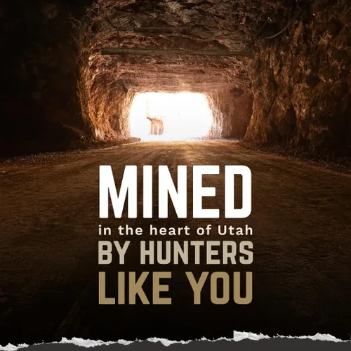 Vista 5 de TROPHY ROCK Redmond Roca Mineral Totalmente Natural/Lamedero de Sal, Atrae Ciervos y Caza Mayor 12 libras