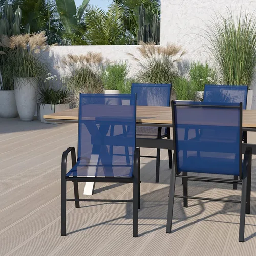Vista 10 de BizChair Paquete de 4 sillas apilables negras para exteriores con material Flex Comfort, silla apilable para patio