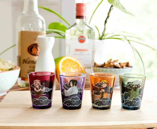 Vista 3 de Just Funky - Juego de 4 vasos de chupito de tequila decorativos coleccionables oficiales de Naruto Shippuden de 2 onzas