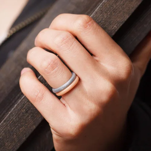 Vista 5 de ThunderFit - Anillos de boda y de compromiso hechos de silicona, finos y apilables para mujer, 332de pulgada de ancho y 564de pulgada de grosor