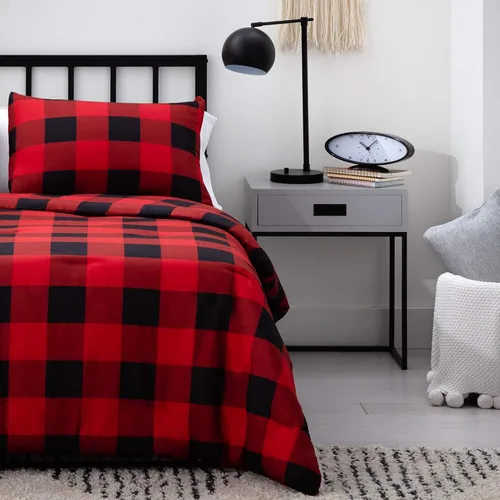Vista 26 de LINENSPA - Edredón de microfibra hipoalergénico, con relleno sintético, para usar todo el año, tamaño matrimonial, rojo/negro