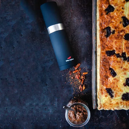 Vista 6 de Microplane Molino de chile: perfecto para moler chiles en escamas y condimentar alimentos