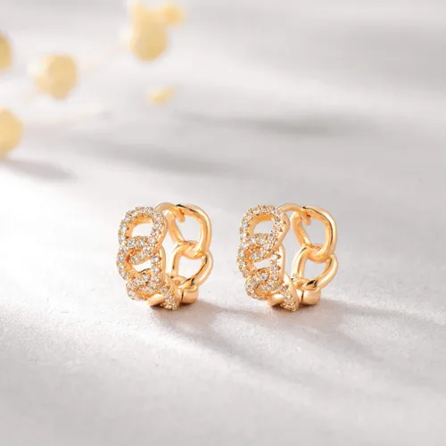 Vista 4 de VACRONA - Aretes huggies (de presión), pequeños, livianos y simples, en forma de argollaarracada, chapados en oro de 14 quilates, con circonia