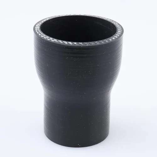 Vista 55 de AC PERFORMANCE ID de 1" a 1/2" (25mm a 13mm) Manguera de silicona recta reductora de 3 capas reforzada negra, 3" de longitud