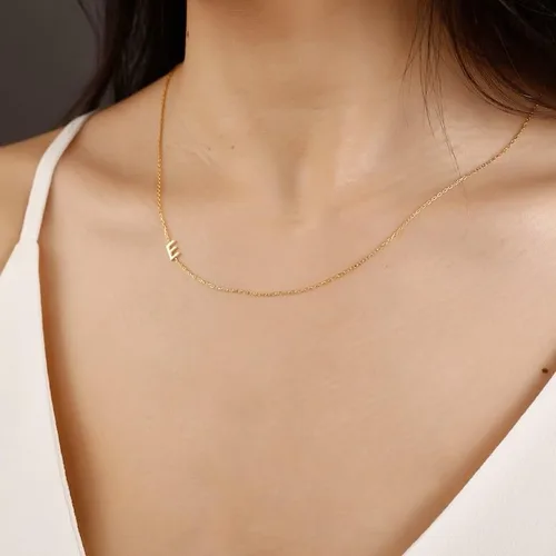 Vista 4 de LuckFairy Collares con inicial para mujer, delicado collar de letra dorada de 14 quilates, chapado en oro de 14 quilates, collar con inicial