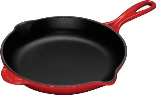 Vista 2 de Le Creuset sartén de hierro fundido esmaltado de 1134pulgadas, Cereza