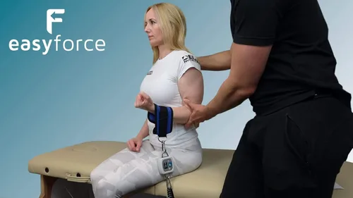 Vista 2 de EasyForce® Dinamómetro digital: evaluación de fuerza muscular de precisión para rehabilitación, precisión clínicamente probada, monitoreo