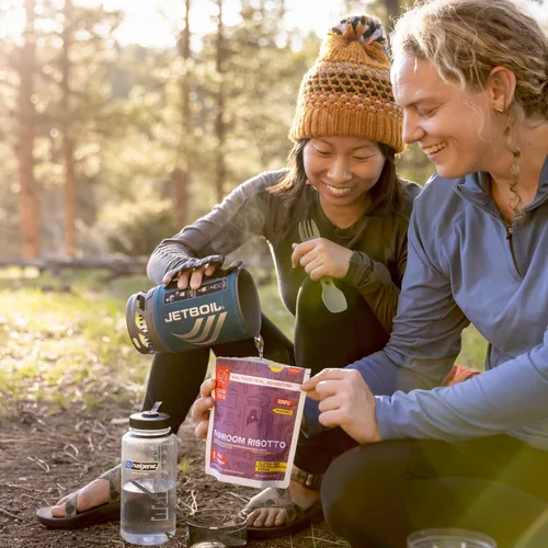 Vista 7 de GOOD TO-GO Risotto de hongos – Porción individual Mochila deshidratada y comida de camping Ligero Fácil de preparar