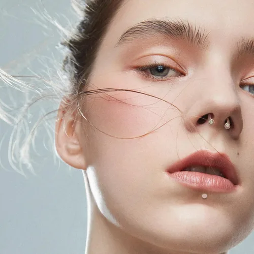 Vista 3 de 60 piezas de retenedores de piercing transparentes para cirugía de plástico bioflex para joyería de piercing para nariz, ombligo, pezón, lengua
